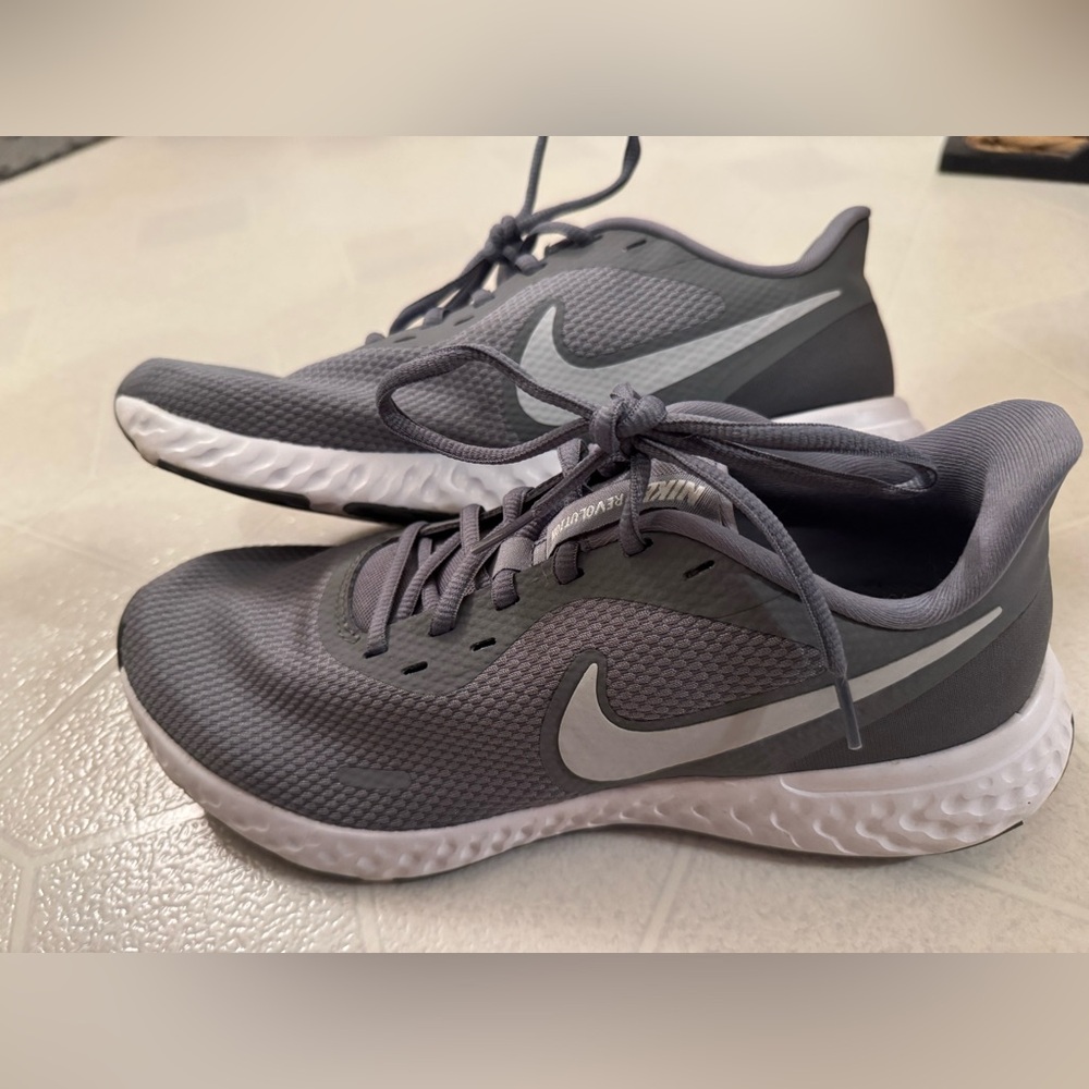 Nike Revolution Running Shoes